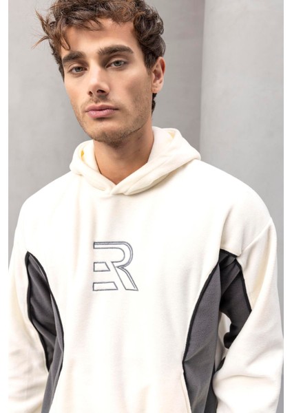 Frank Parçalı Kontrast Desenli Kapüşonlu Oversize Cepli Polar Erkek Sweatshirt - Ekru
