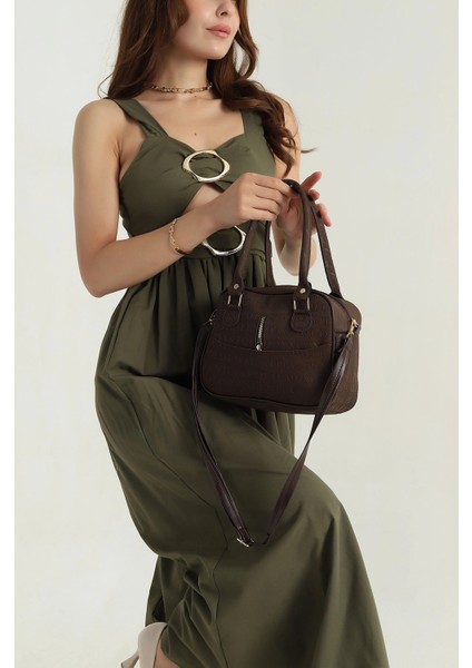 Kahverengi Kabarma Yazılıı Ön Cep Detaylı Fermuarlı Kadın El Kol ve Omuz Çantası fiyatları