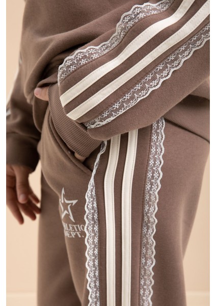 Kahverengi 3 Iplik Şardonlu Şeritli Dantel Detaylı Kız Çocuk Kapüşonlu Eşofman Takımı 22721 indirimleri