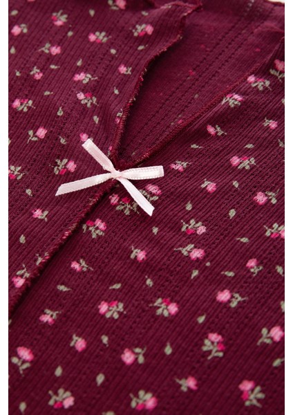 Kadın Pamuklu Çıtır Çiçek Desenli Baby Overloklu Fiyonk Detaylı Uzun Kollu Pijama Takımı fırsatları