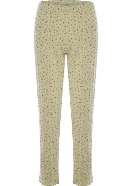 Kadın Pamuklu Çıtır Çiçek Desenli Baby Overloklu Fiyonk Detaylı Uzun Kollu Pijama Takımı modelleri