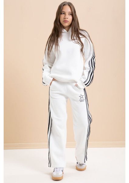 Beyaz 3 Iplik Şardonlu Şeritli Dantel Detaylı Kız Çocuk Kapüşonlu Eşofman Takımı 22720