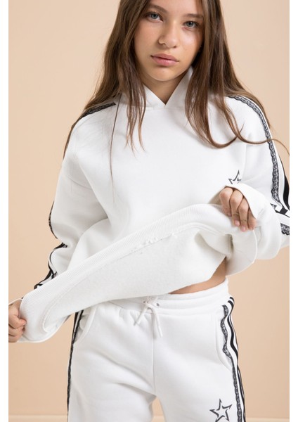 Beyaz 3 Iplik Şardonlu Şeritli Dantel Detaylı Kız Çocuk Kapüşonlu Eşofman Takımı 22720 modelleri