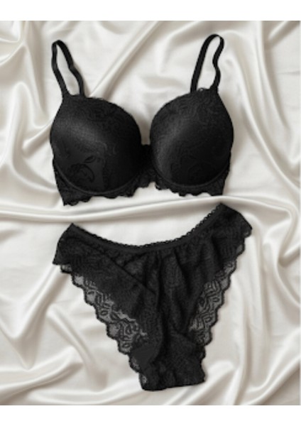 Siyah Dantel Iç Giyim Takım