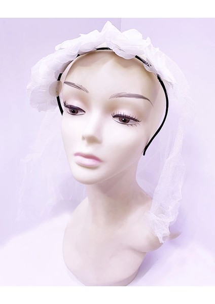 Uzun Duvaklı Üstü Beyaz Çiçekli Parti Tacı - Lisinya