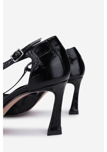 Canapé Kadın Hakiki Deri Siyah Topuklu Ayakkabı 1154 785 Bn Ayk SK25-26 Nero fırsatları