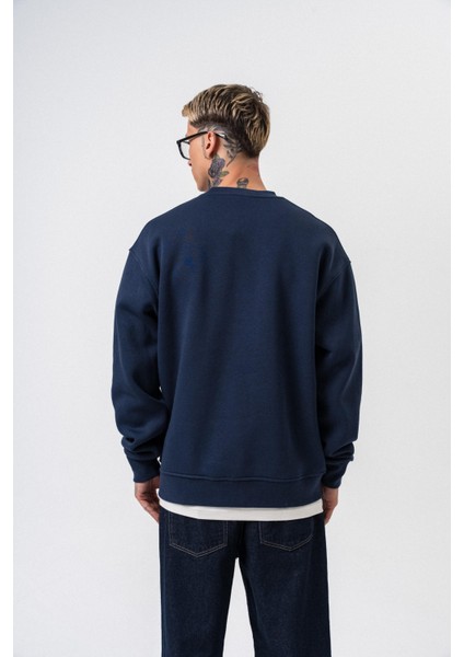 Erkek Respire Yazı Detaylı Basic Oversize Sweatshirt Lacivert modelleri