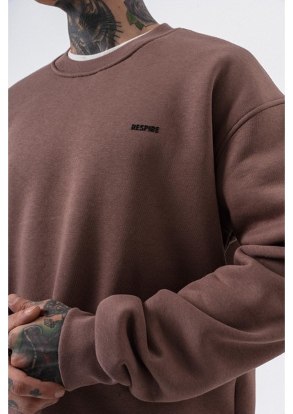 Erkek Respire Yazı Detaylı Basic Oversize Sweatshirt Kakao indirimleri