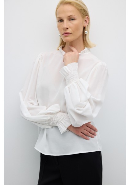 Balon Kol Fırfır Yakalı Bluz Ekru K2613013_049 indirimleri