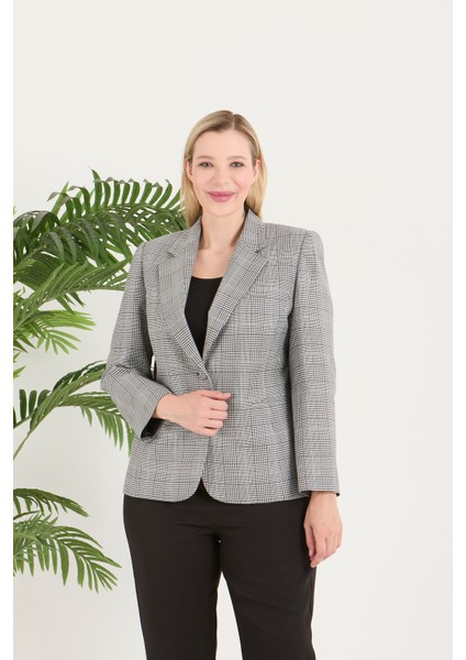 Atelier Kadın Büyük Beden Ekoseli Klasik Ceket