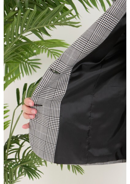 Atelier Kadın Büyük Beden Ekoseli Klasik Ceket