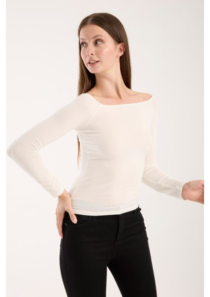 Kadın Uzun Kollu Geniş Yaka Esnek Bluz – Modern ve Zarif 3007