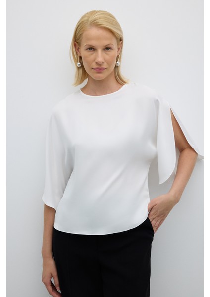 Bisiklet Yaka Pelerin Kol Detaylı Bluz Ekru K2613015_049