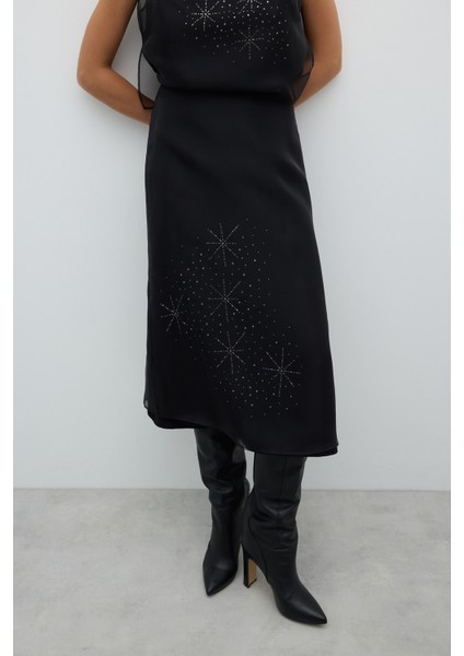 Taş Baskılı Midi Boy Etek Siyah K2615007_001 modelleri