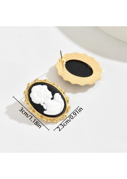 SF211 Altın Avrupa ve Amerikan Yağlıboya Kraliçe Tasarım Kadın Küpeleri (Yurt Dışından) fiyatları