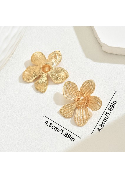 EH4743 Altın Çiçek Desenli Kadın Küpeleri (Yurt Dışından) fiyatları