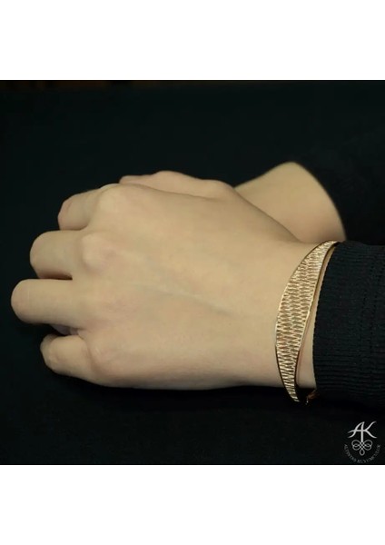 Taşsız Kafes Altın Kelepçe modelleri