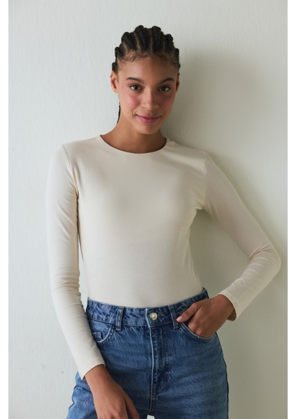 Bej Bisiklet Yaka Slim Fit Uzun Kollu Üst