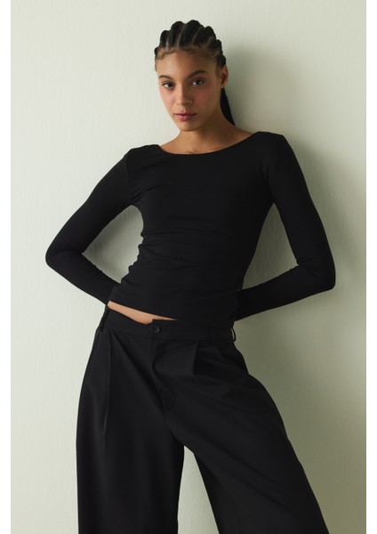 CUPsecret Kendinden Pedli Siyah Bisiklet Yaka Uzun Kollu Slim Fit Üst