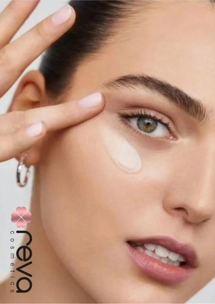 Aydınlatıcı ve Kapatıcı Etkili Göz Altı Bakım Kremi - Under Eye Brightening Corrector 15 ml fırsatları