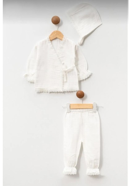 Müslin Fırfır Detaylı 3'lü Şapkalı Set Takım