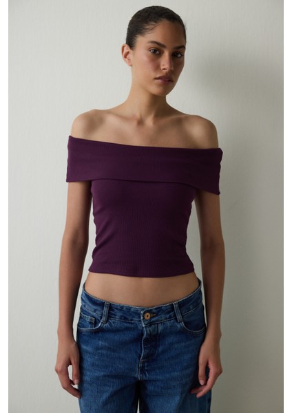Cupsecret Kendinden Pedli Mor Foldable Madonna Yaka Kolsuz Slim Fit Üst