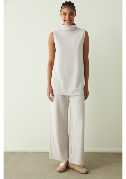 Bej Melanj Bisiklet Yaka Oversize Kolsuz Üst