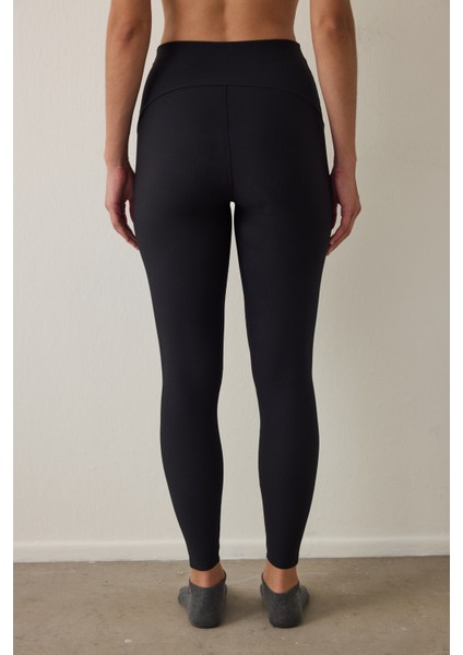 Siyah Yüksek Bel Toparlayıcı Cut Out Detaylı Fitilli Tayt