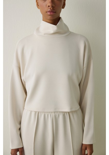 Bej Balıkçı Yaka Uzun Kollu Modal Üst modelleri