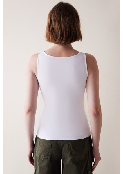 V Yaka Beyaz Üst