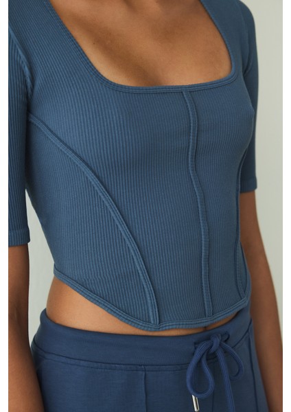 İndigo Kare Yaka Dikişsiz Kısa Kollu Crop Üst modelleri