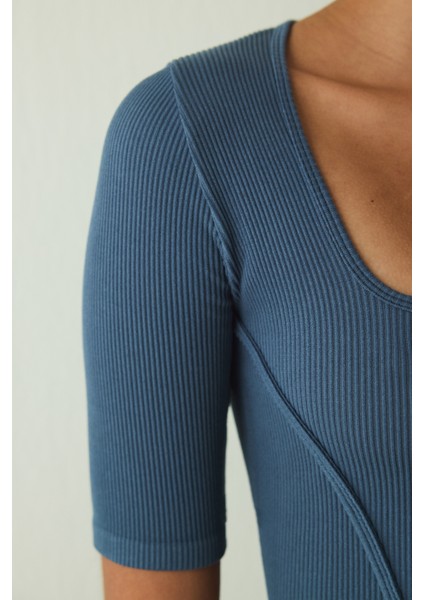 İndigo Kare Yaka Dikişsiz Kısa Kollu Crop Üst indirimleri