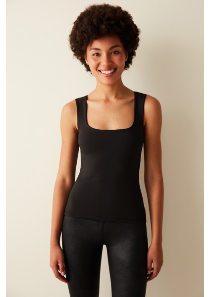 Kare Yaka Askılı Siyah Bluz