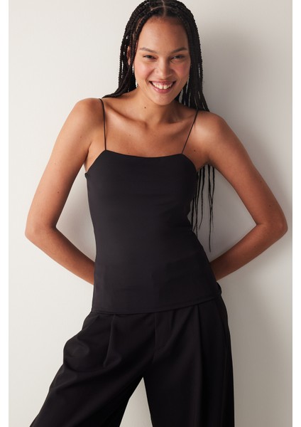 New Cami Siyah Üst
