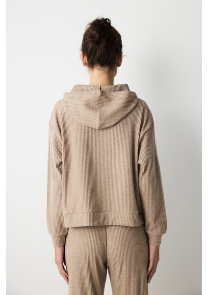 Bej Kapüşonlu Fitilli Yumuşak Sweatshirt