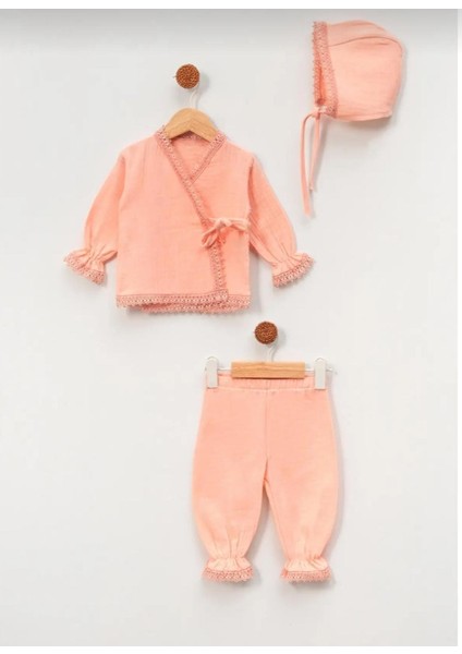 Müslin Fırfır Detaylı 3'lü Şapkalı Set Takım