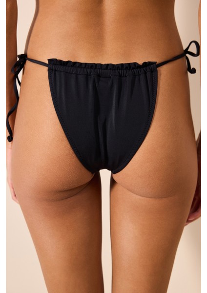 Basic Yandan İp Bağlamalı Siyah Bikini Altı