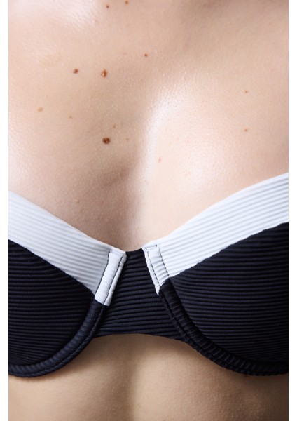 Siyah Nova Straplez Bikini Üstü