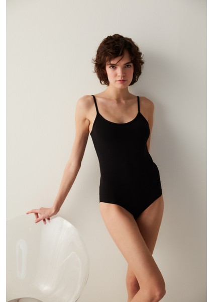Siyah İnce Askılı Body