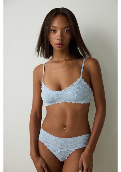 Açık Mavi Dantelli Balensiz Dolgusuz Üçgen Sütyen