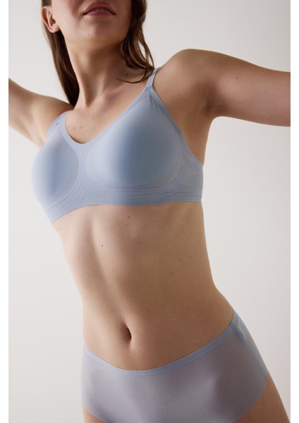 Açık Mavi Zerogram Balensiz Dikişsiz Sütyen