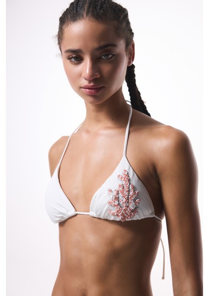 Beyaz Pearl Boncuklu Üçgen Bikini Üstü - Gamze Erçel Koleksiyonu