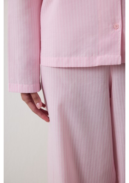 Açık Pembe Çizgili Bağlama Detaylı Pamuklu Gömlek Yaka Pijama Takımı