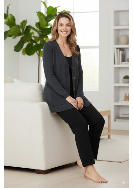 Kadın Kışlık Yünlü Örme Anne Hırka V Yaka Elmas Taşı Motifli Çift Cepli Düğmeli Likralı modelleri