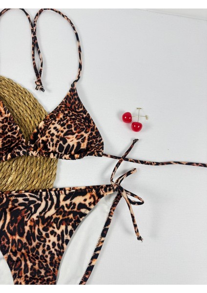 Leopar Desenli Boyun Bağlamalı Şık Üçgen Kadın Bikini Takımı modelleri