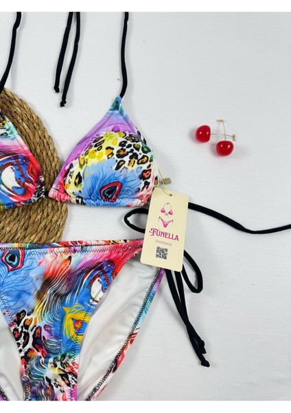 Batik Desenli Yandan ve Boyundan Bağlamalı Şık Kadın Bikini Takımı fiyatları