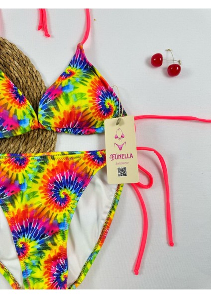 Ekose Desenli Yandan ve Boyundan Bağlamalı Şık Kadın Bikini Takımı fiyatları