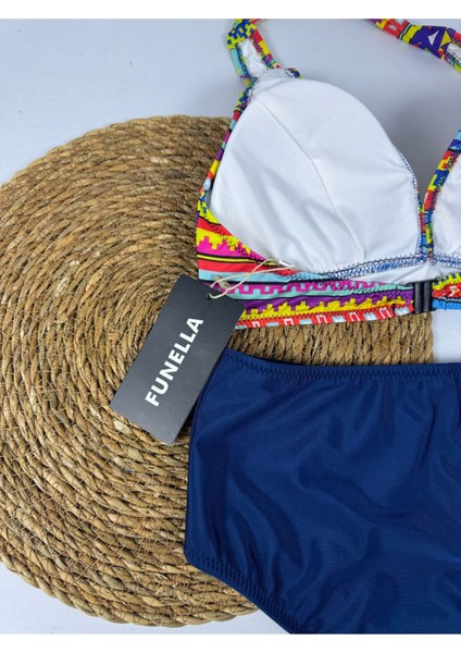 Batik Desenli Yüksel Bel Boyun Bağlamalı Şık Bikini Takımı fırsatları