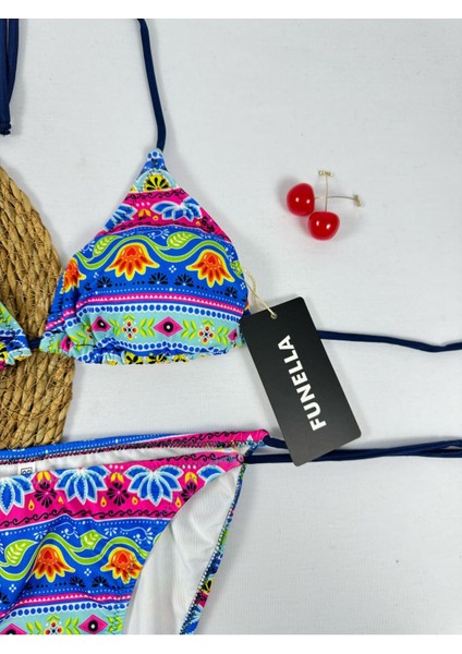 Mavi Etnik Desenli Yandan ve Boyundan Bağlamalı Şık Kadın Bikini Takımı fiyatları
