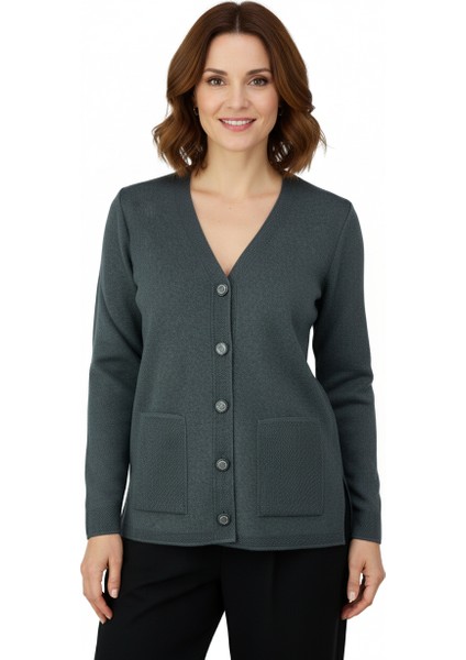 Kadın Kışlık Yünlü Örme Anne Hırka V Yaka Elmas Taşı Motifli Çift Cepli Düğmeli Likralı indirimleri